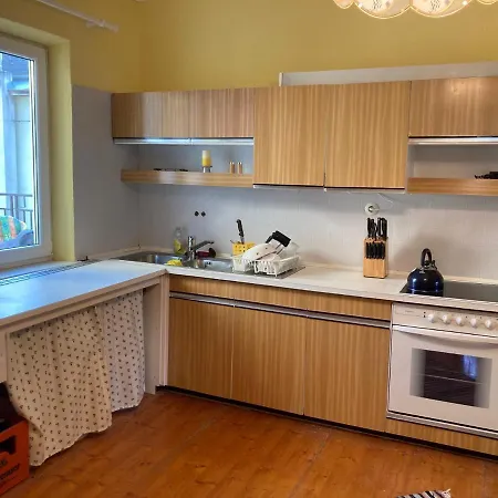아파트 Baeckerei Mueller - Grosse Mit Mid Century Charme, Zentral, Sehr Gut Fuer Familien, Privat, Stadt&natur, Cafe Im Haus