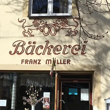 Apartmán Baeckerei Mueller - Grosse Mit Mid Century Charme, Zentral, Sehr Gut Fuer Familien, Privat, Stadt&natur, Cafe Im Haus *