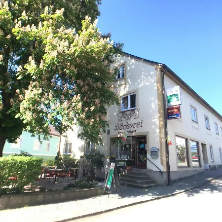 Baeckerei Mueller - Große Mit Mid Century Charme, Zentral, Sehr Gut Für Familien, Privat, Stadt&natur, Café Im Haus